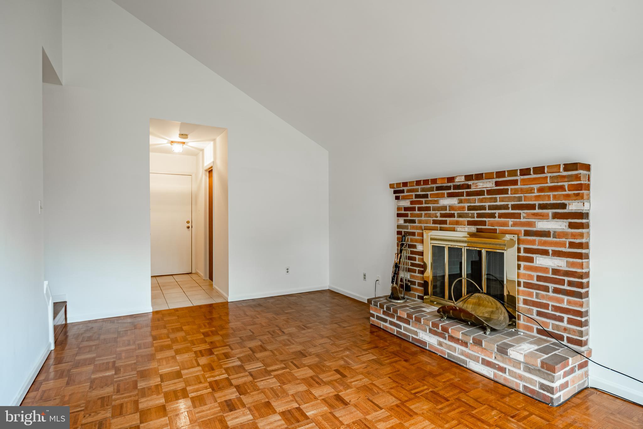 4 Main Lin Drive Coatesville, PA 19320 - Photo 9 of 40