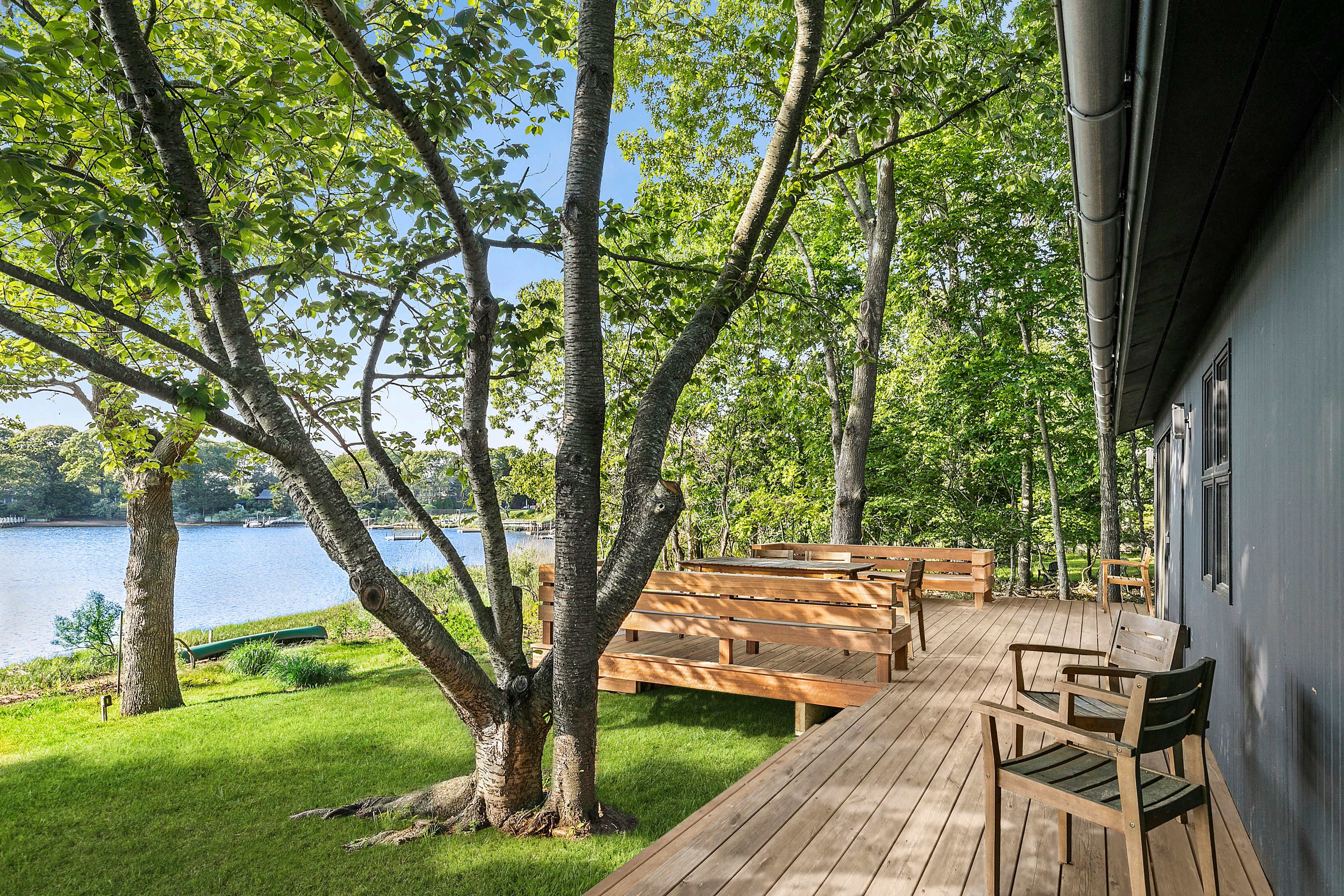 33 Bluff Point Road Sag Harbor, NY 11963 - Photo 1 of 20