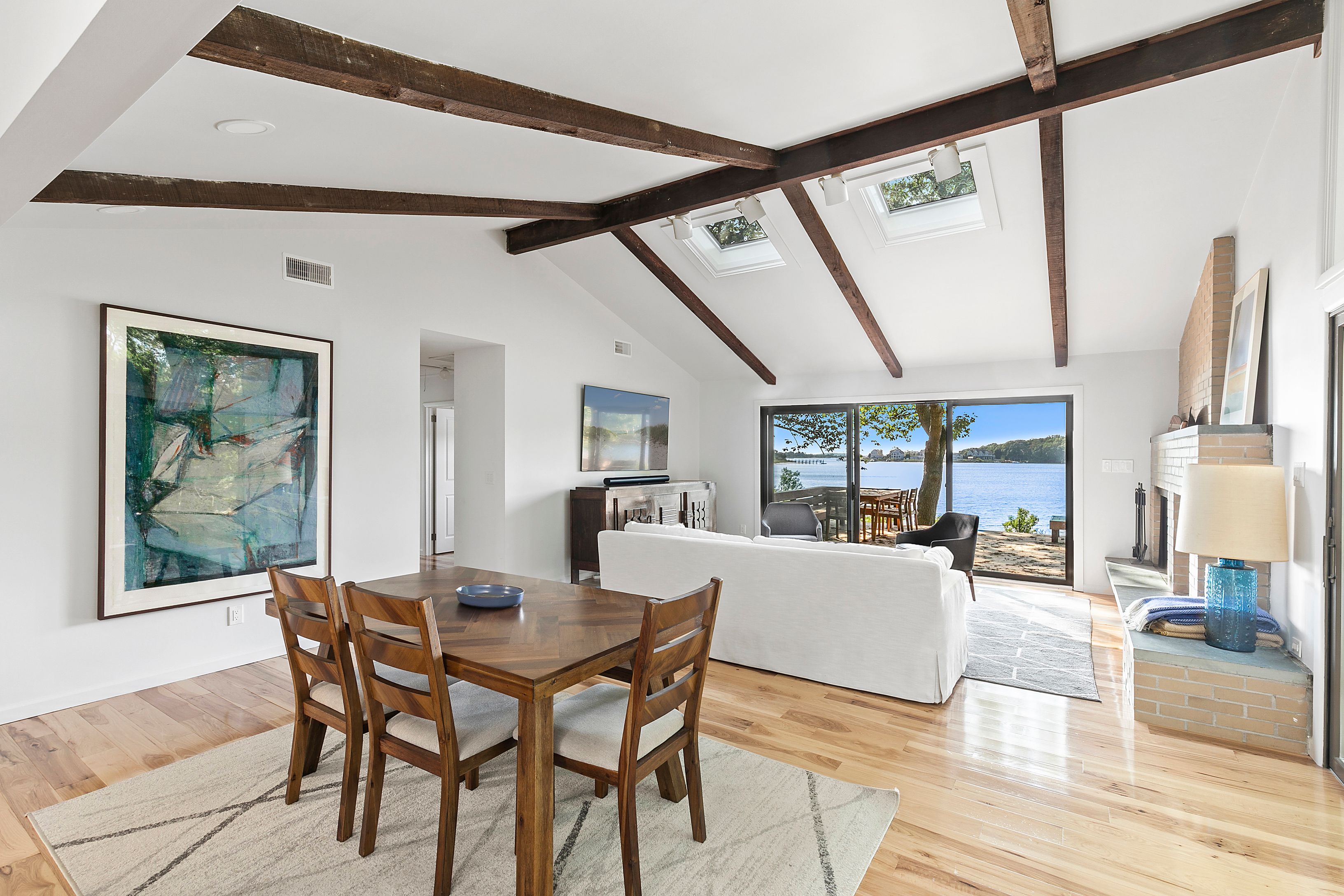 33 Bluff Point Road Sag Harbor, NY 11963 - Photo 3 of 20