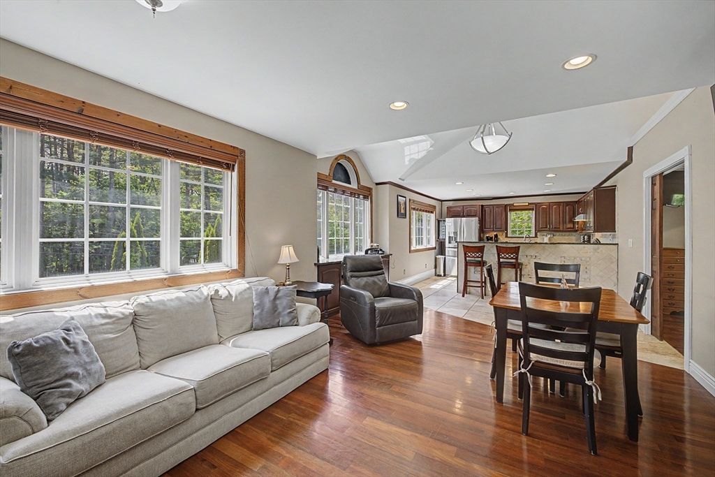 195 Westhampton Road Northampton, MA 01062 - Photo 8 of 34
