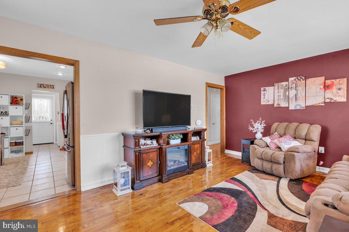 3108 Welsh Road Philadelphia, PA 19136 - Photo 5 of 27 Gallery Image 5