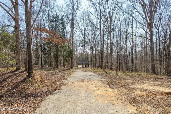 $399,900 | 320 Peddy Vestal Loop, Henderson, TN 38340