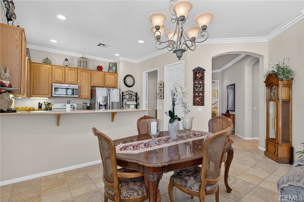 1727 Brittney Road Beaumont, CA 92223 - Photo 12 of 54