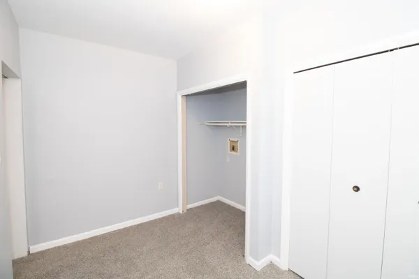 $215,000 | 2604 Hillcrest Terrace, Evansville, IN 47712