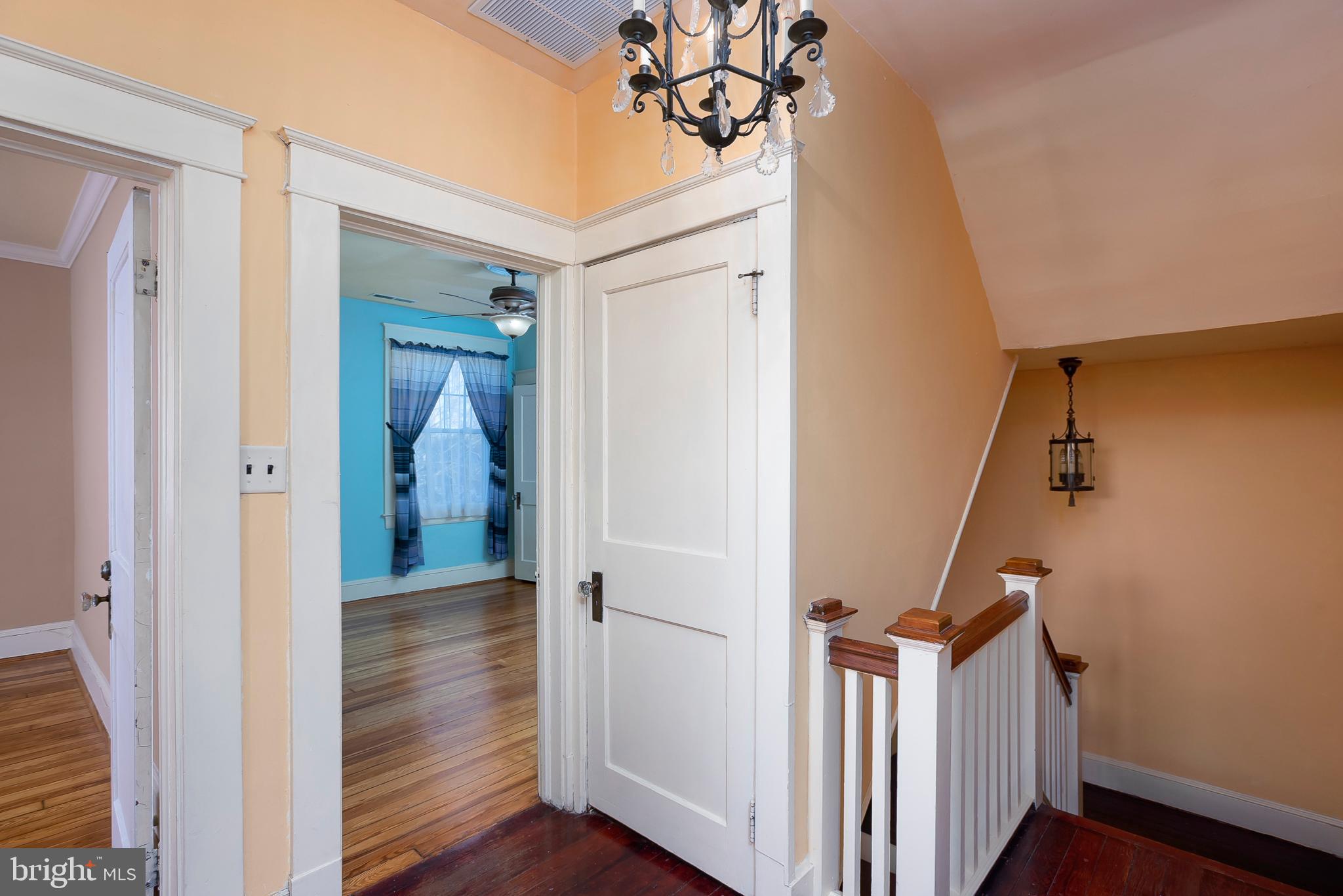 1305 Frederick Road Baltimore, MD 21228 - Photo 15 of 28 Upper Landing