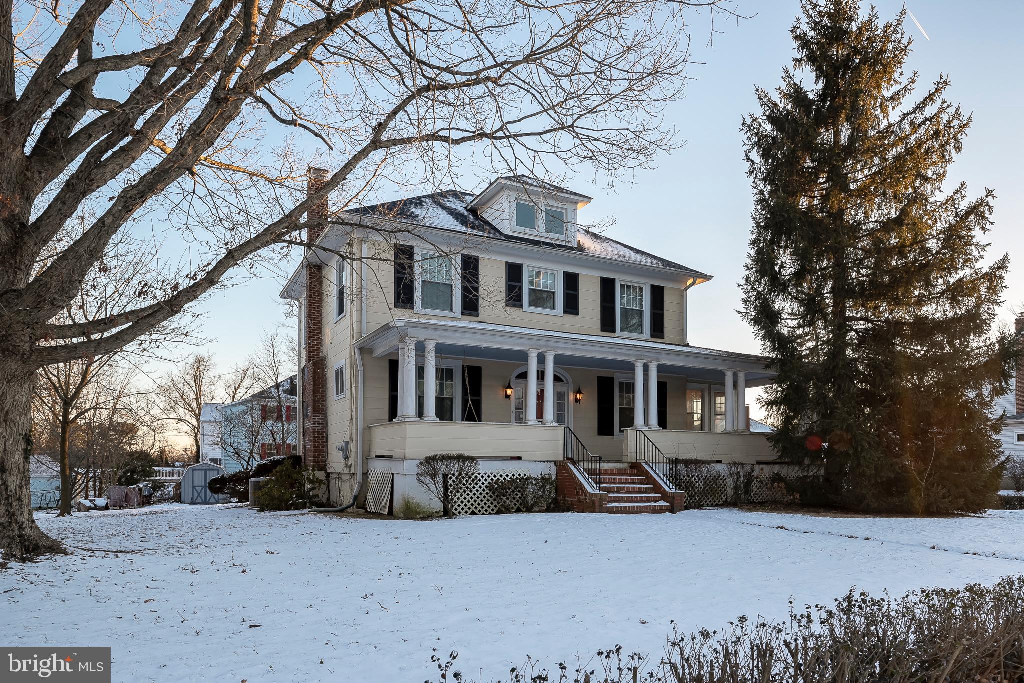 1305 Frederick Road Baltimore, MD 21228 - Photo 24 of 28 Exterior Front