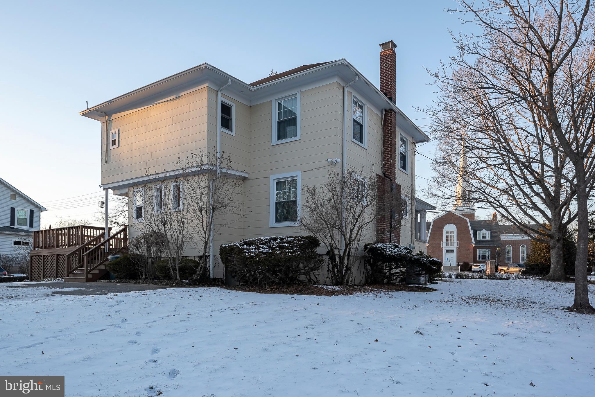 1305 Frederick Road Baltimore, MD 21228 - Photo 27 of 28 Exterior Rear