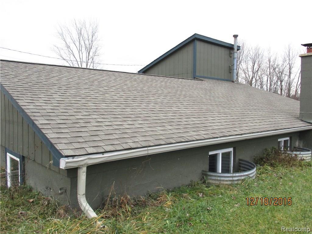 12340 Foley Road Emmett, MI 48022 - Photo 7 of 23