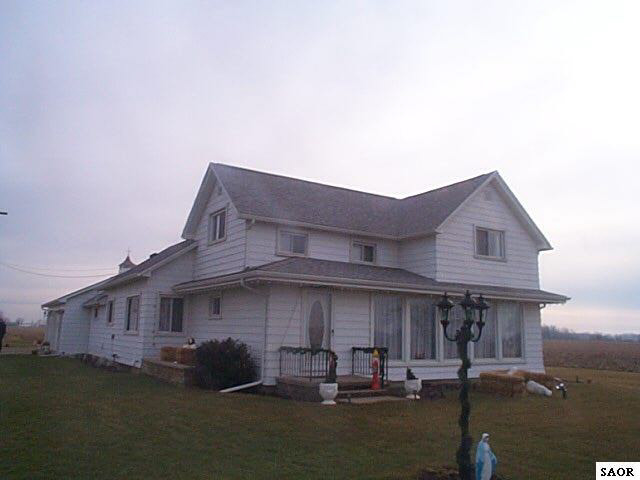 7300 North Vernon Road New Lothrop, MI 48460 - Photo 1 of 5 40465.JPG