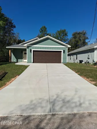 $295,000 | 169 South Parker Street, Wewahitchka, FL 32465