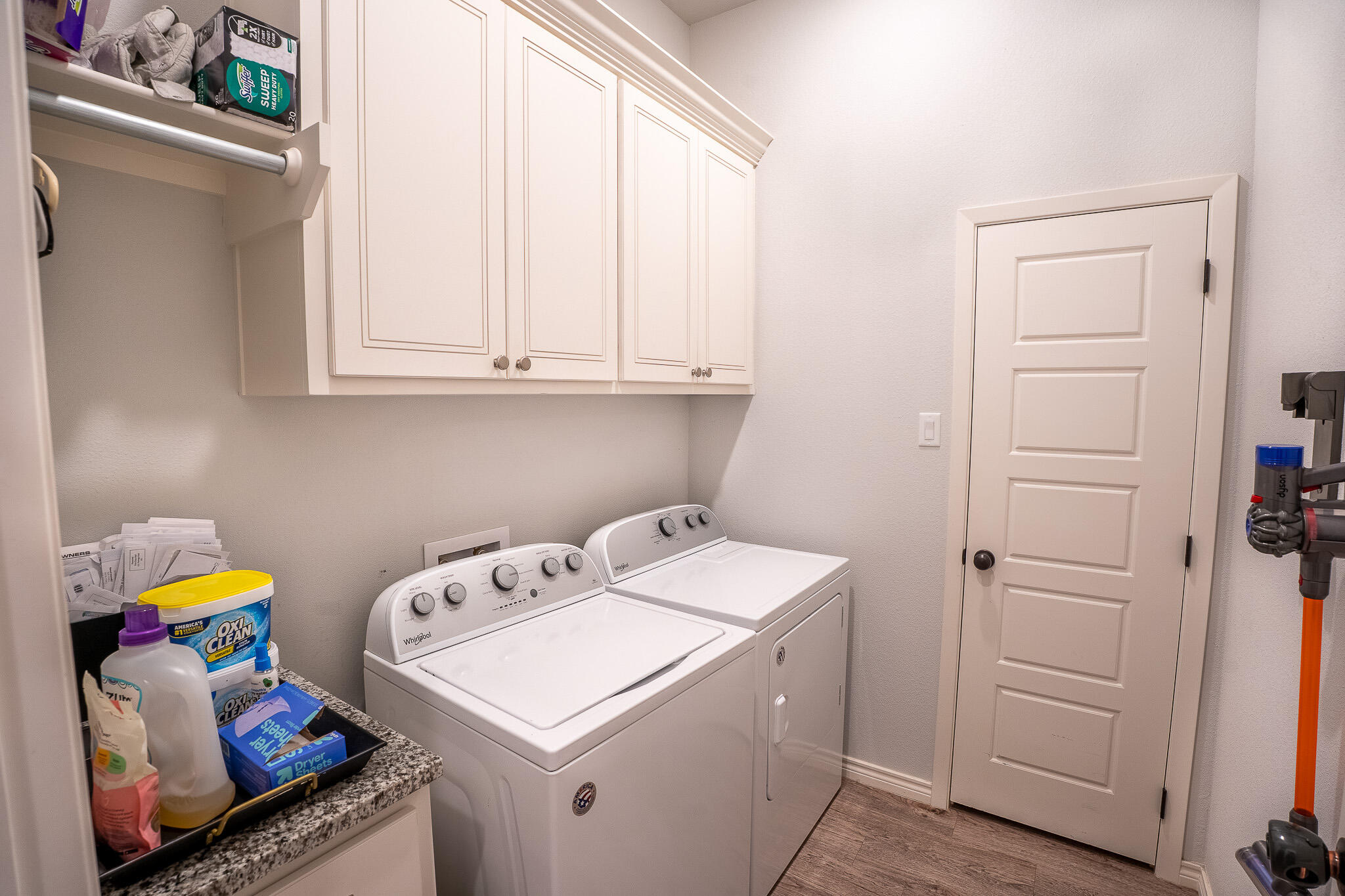 3436 125th Street Lubbock, TX 79423 - Photo 16 of 22 a utility room with dryer and washer