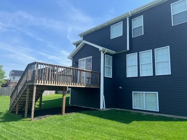 $540,000 | 1 Deerfield Court, Bloomington, IL 61705