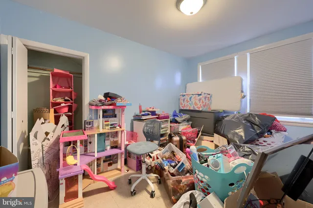 a view of a white house