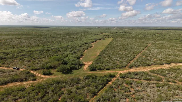 $2,700,000 | 671-acres Fm 3196, San Diego, TX 78384
