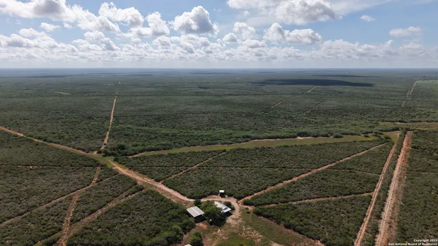 $2,700,000 | 671-acres Fm 3196, San Diego, TX 78384