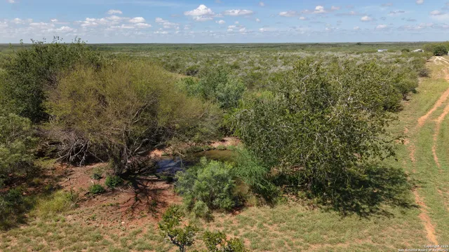 $2,700,000 | 671-acres Fm 3196, San Diego, TX 78384