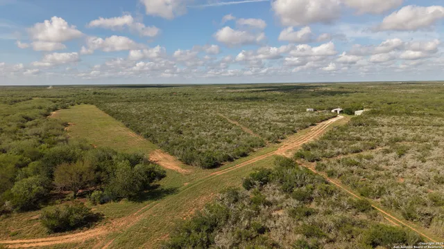 $2,700,000 | 671-acres Fm 3196, San Diego, TX 78384