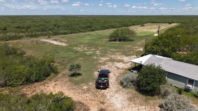 $2,700,000 | 671-acres Fm 3196, San Diego, TX 78384