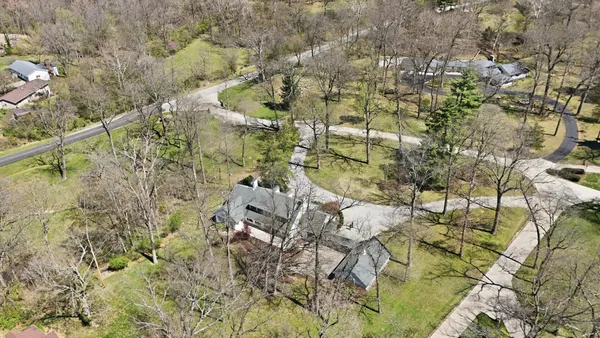 $499,000 | 471 Sulphur Lane, Paris, IL 61944