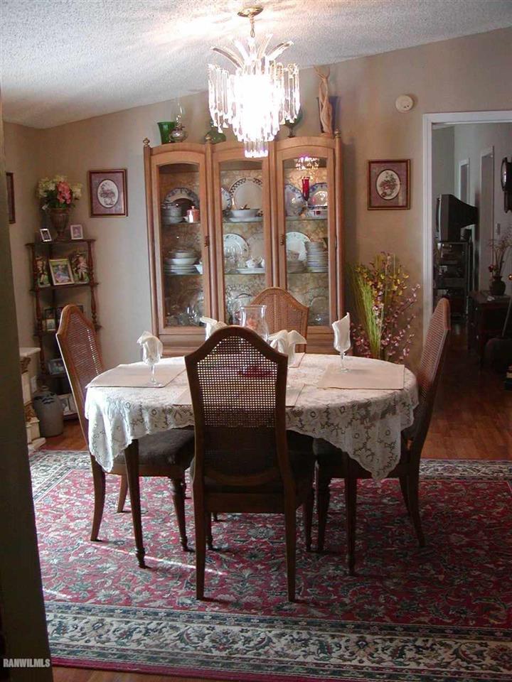 3161 West McConnell Road Freeport, IL 61032 - Photo 6 of 14 Gallery Image 6