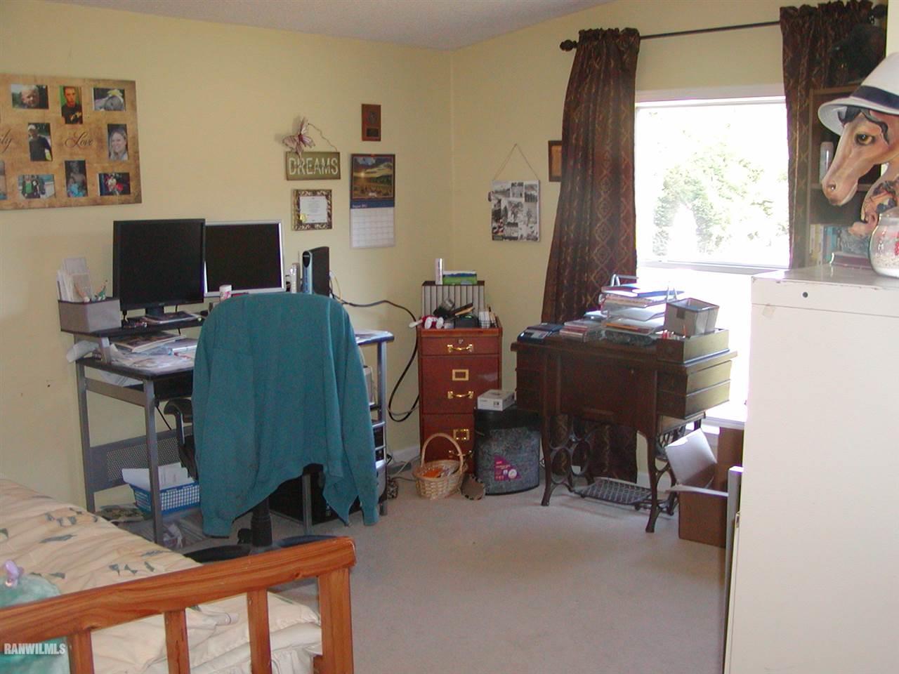 3161 West McConnell Road Freeport, IL 61032 - Photo 8 of 14 Gallery Image 8