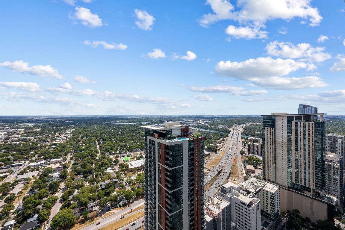 610 Davis Street, Unit 4308 Austin, TX 78701 - Photo 20 of 21 a view of a city