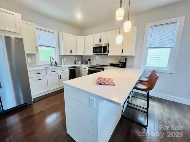 $625,000 | 1061 Riverside Drive, Asheville, NC 28804