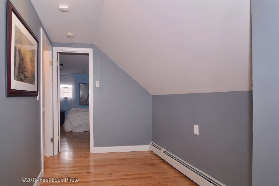 14 Lennon Road Lincoln, RI 02865 - Photo 13 of 40 Gallery Image 13