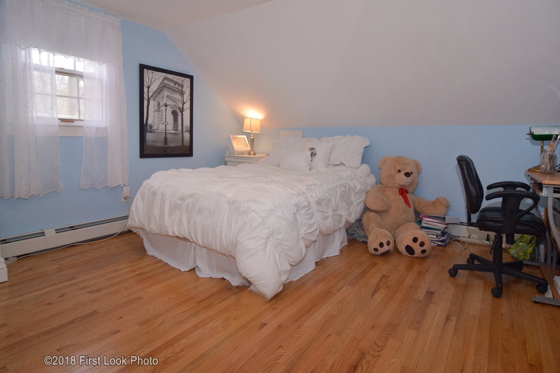 14 Lennon Road Lincoln, RI 02865 - Photo 18 of 40 Gallery Image 18