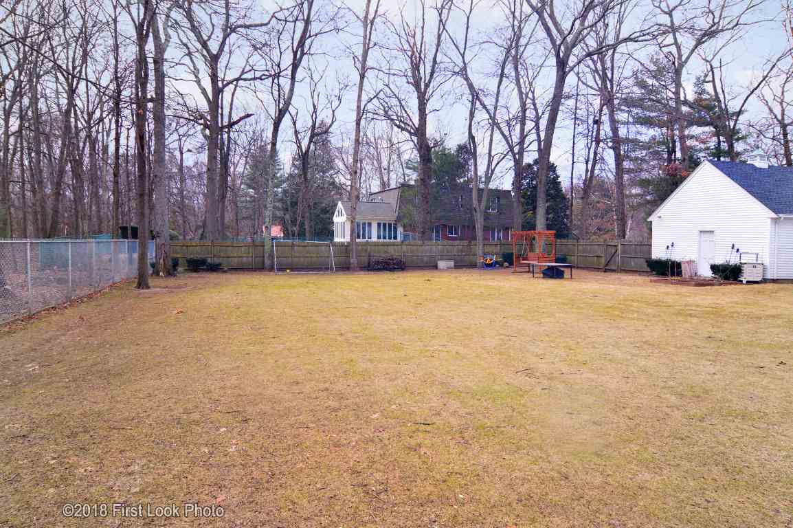 14 Lennon Road Lincoln, RI 02865 - Photo 34 of 40 Gallery Image 34