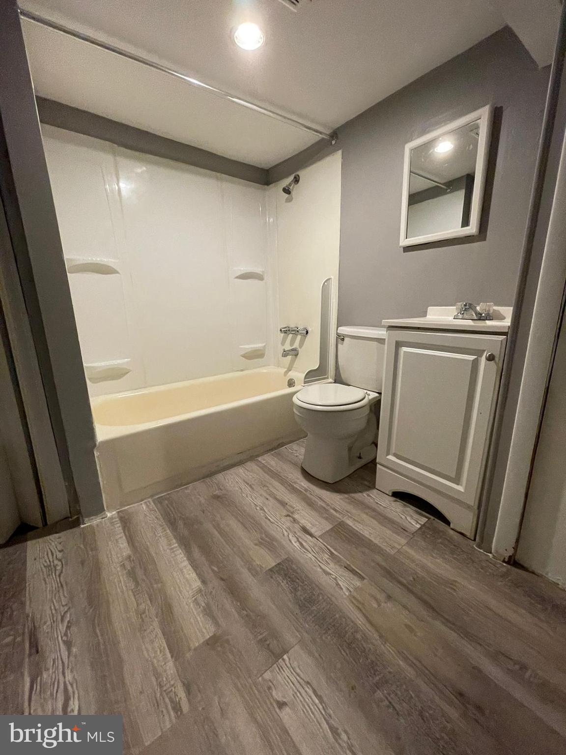 28 South Rosedale Street Baltimore, MD 21229 - Photo 15 of 22