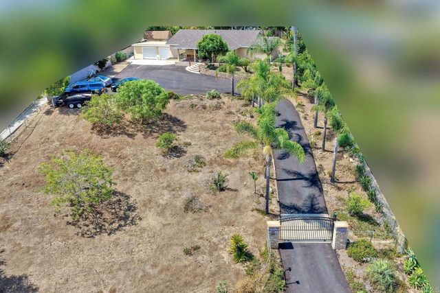 $1,099,000 | 1739 Montgomery Drive, Vista, CA 92084