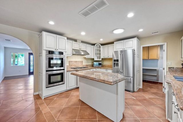 $1,099,000 | 1739 Montgomery Drive, Vista, CA 92084