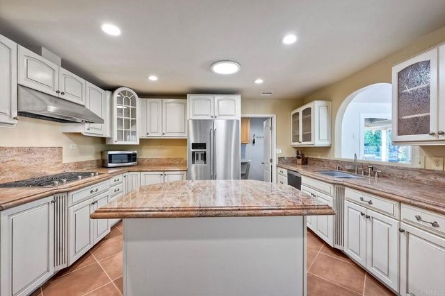 $1,099,000 | 1739 Montgomery Drive, Vista, CA 92084