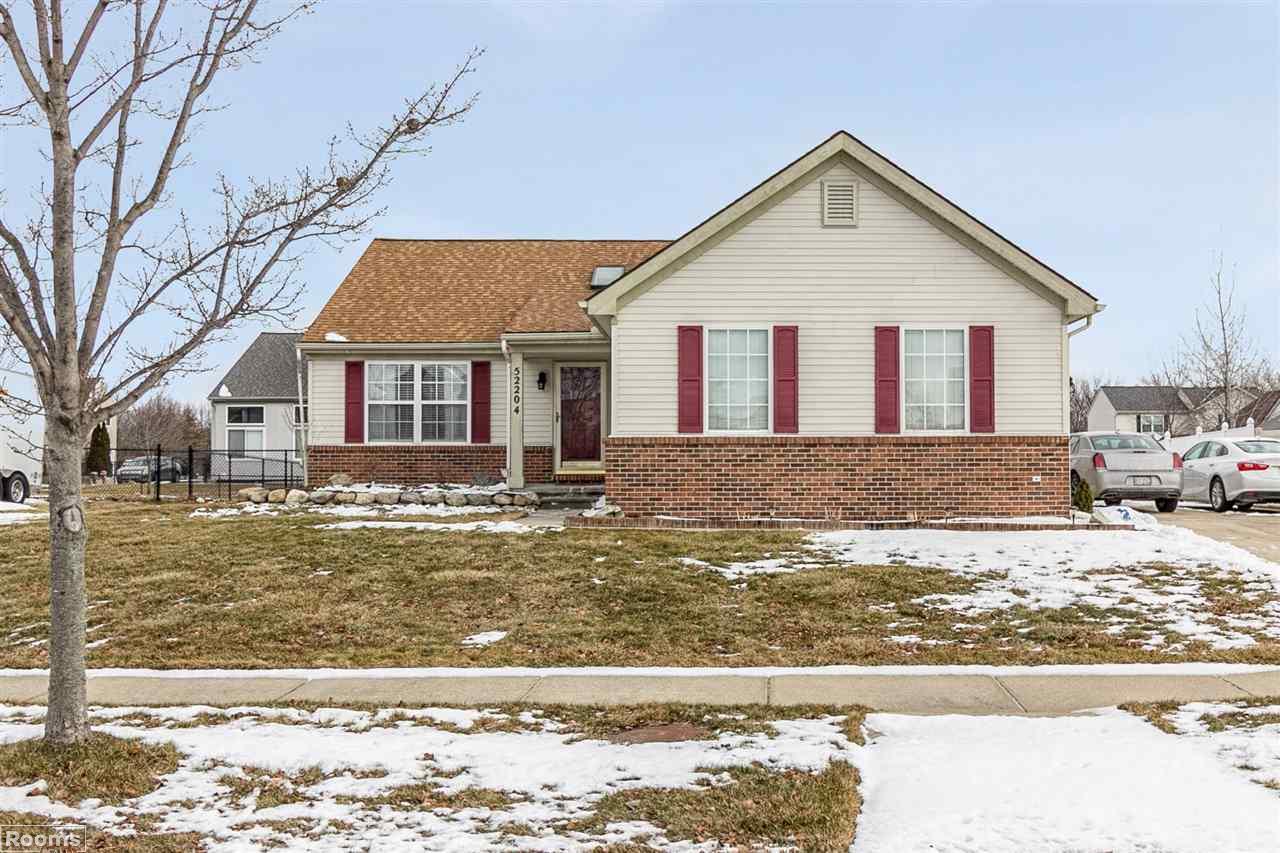 52204 Rivard Road New Baltimore, MI 48047 - Photo 1 of 22 31339528.JPG