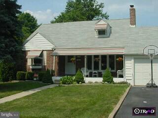 239 Lynbrooke Road Springfield, PA 19064 - Photo 1 of 5