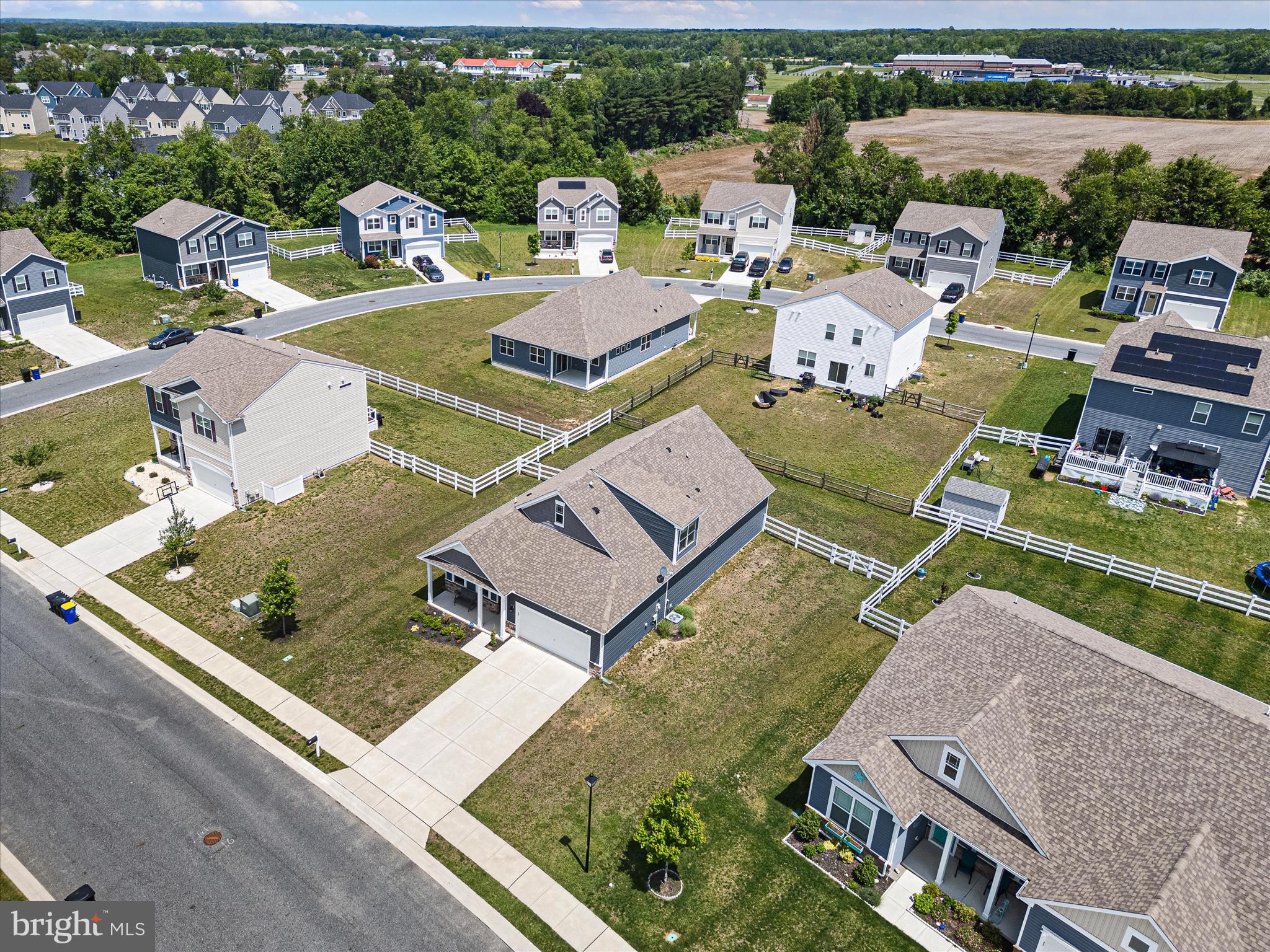 832 Red Maple Road Smyrna, DE 19977 - Photo 3 of 46