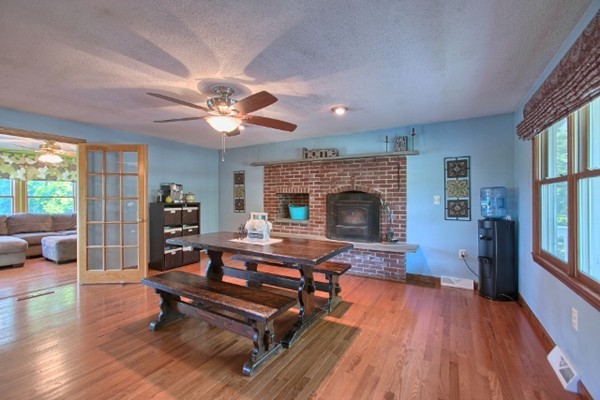 42 Emery Road Townsend, MA 01469 - Photo 4 of 30 a living room with furniture fireplace and window