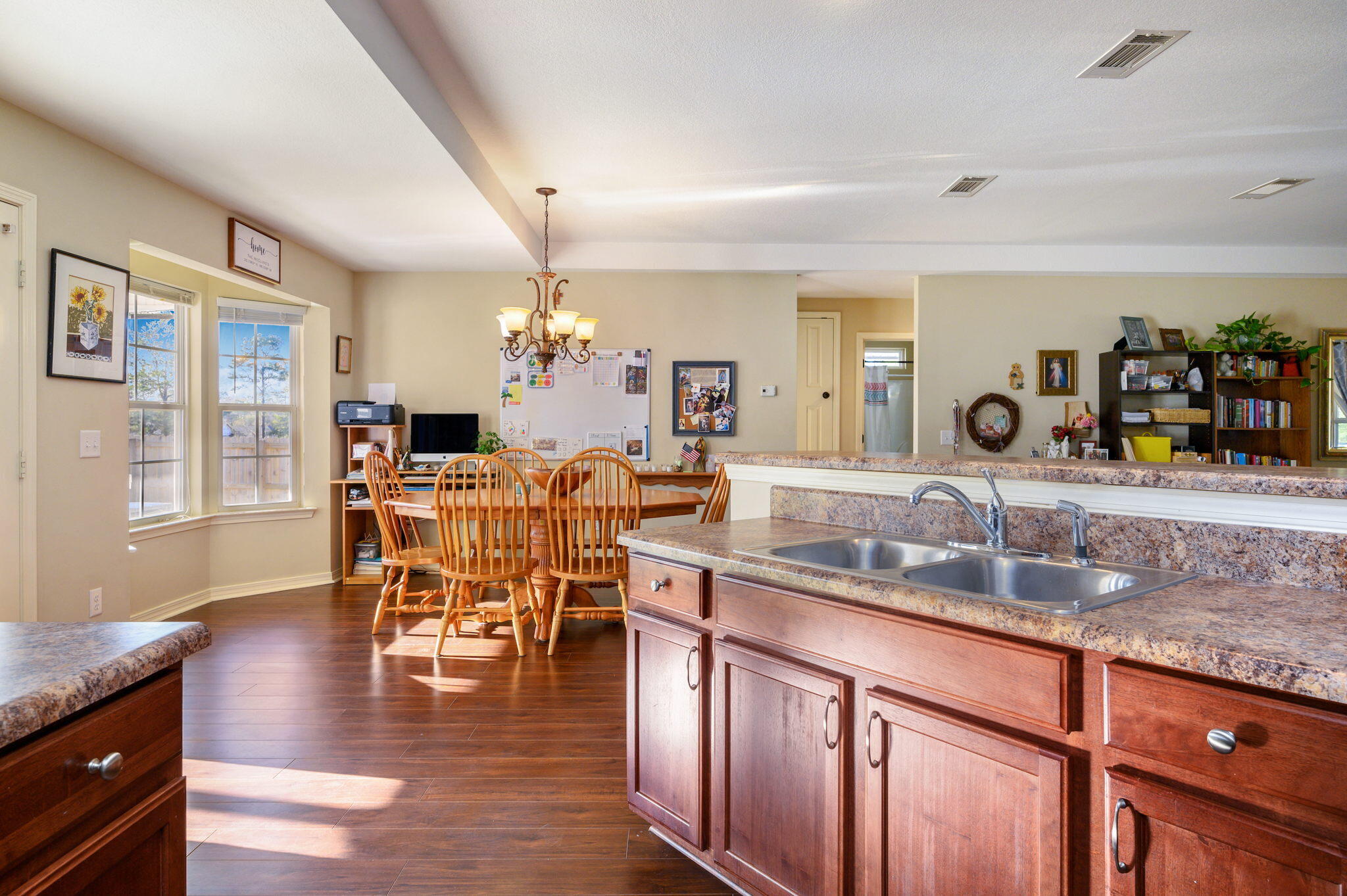 594 Hunters Ridge Road DeFuniak Springs, FL 32433 - Photo 10 of 41 Gallery Image 10