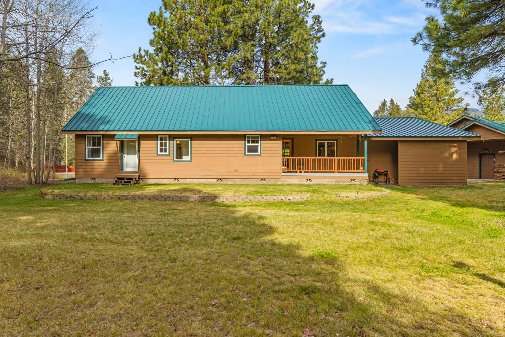 25437 Rocky Point Road Klamath Falls, OR 97601 - Photo 46 of 90 42 back of house with side of shop