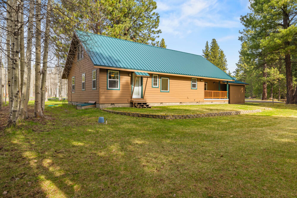 25437 Rocky Point Road Klamath Falls, OR 97601 - Photo 47 of 90 43 back of the house