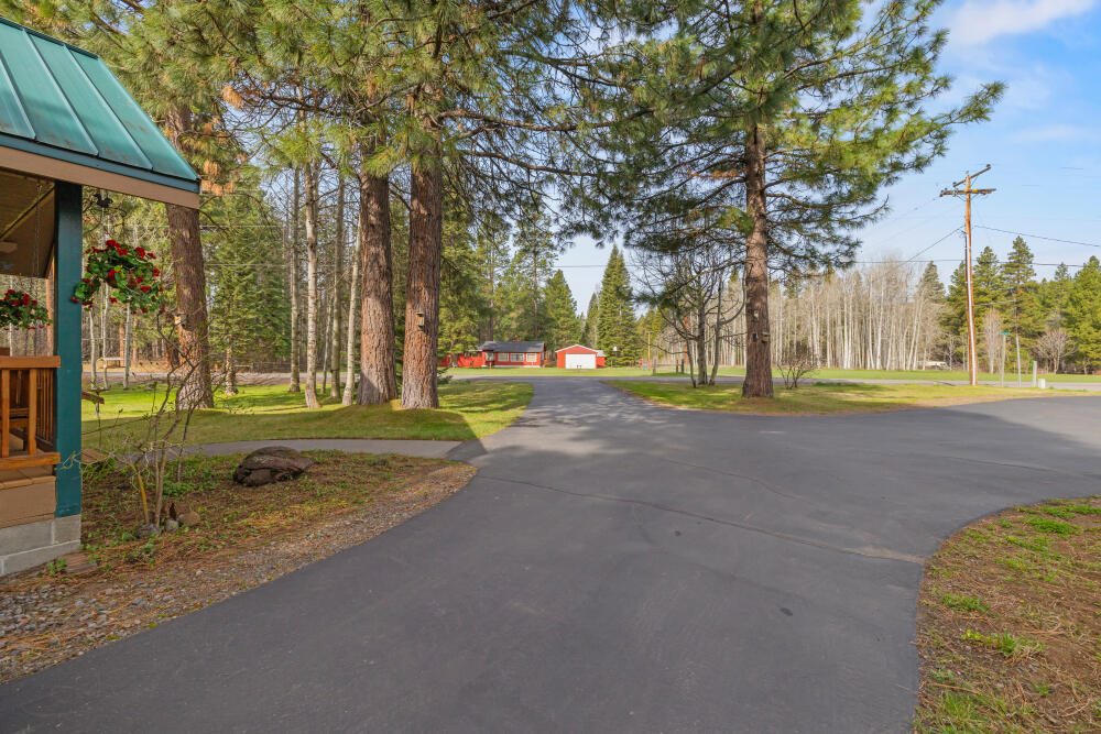 25437 Rocky Point Road Klamath Falls, OR 97601 - Photo 64 of 90 60 view to the street