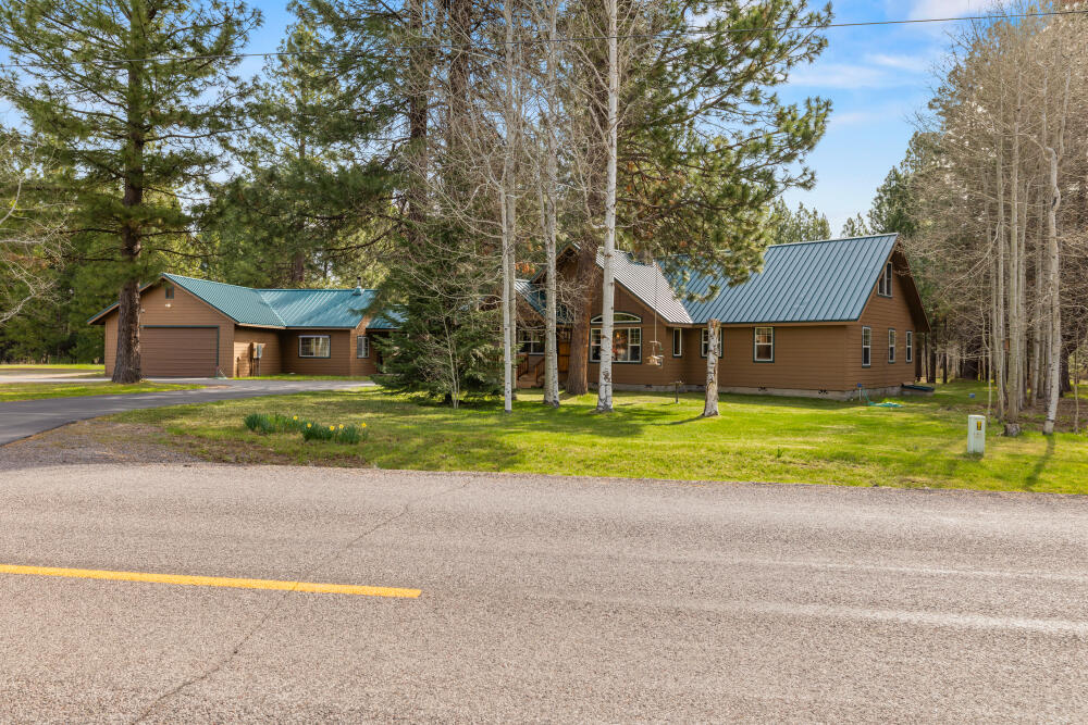 25437 Rocky Point Road Klamath Falls, OR 97601 - Photo 65 of 90 61 side of house from street
