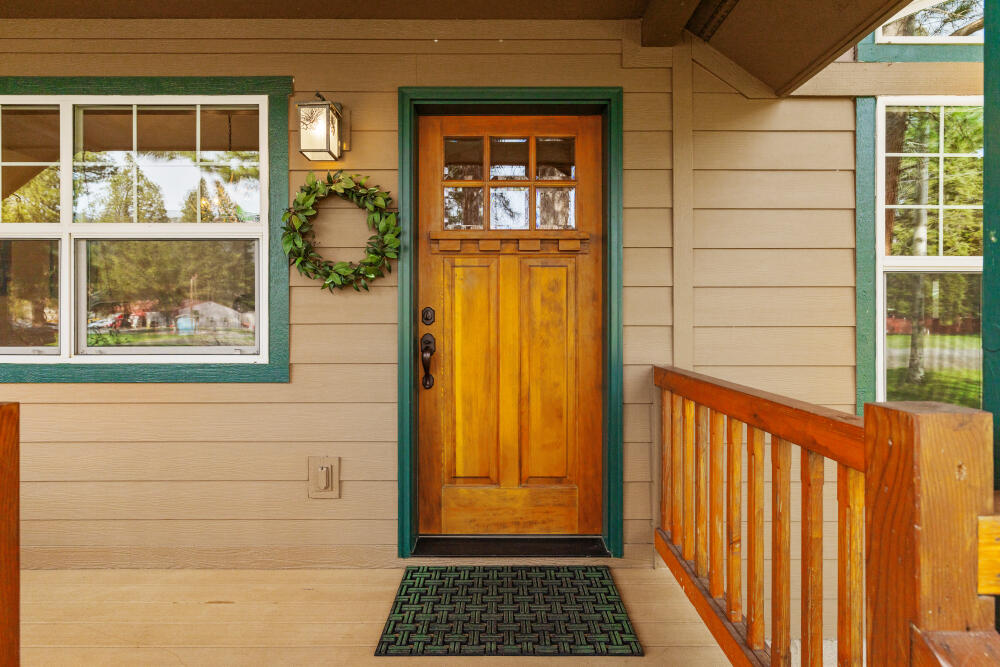 25437 Rocky Point Road Klamath Falls, OR 97601 - Photo 78 of 90 Front door