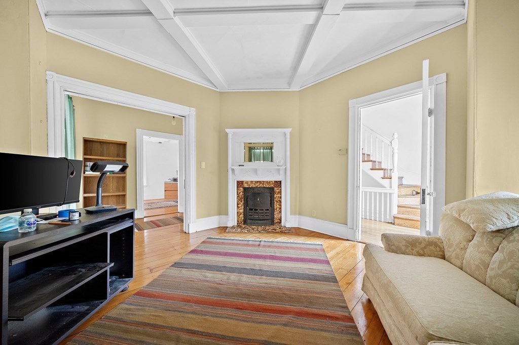 36 Meacham Road Somerville, MA 02144 - Photo 11 of 39 Gallery Image 11