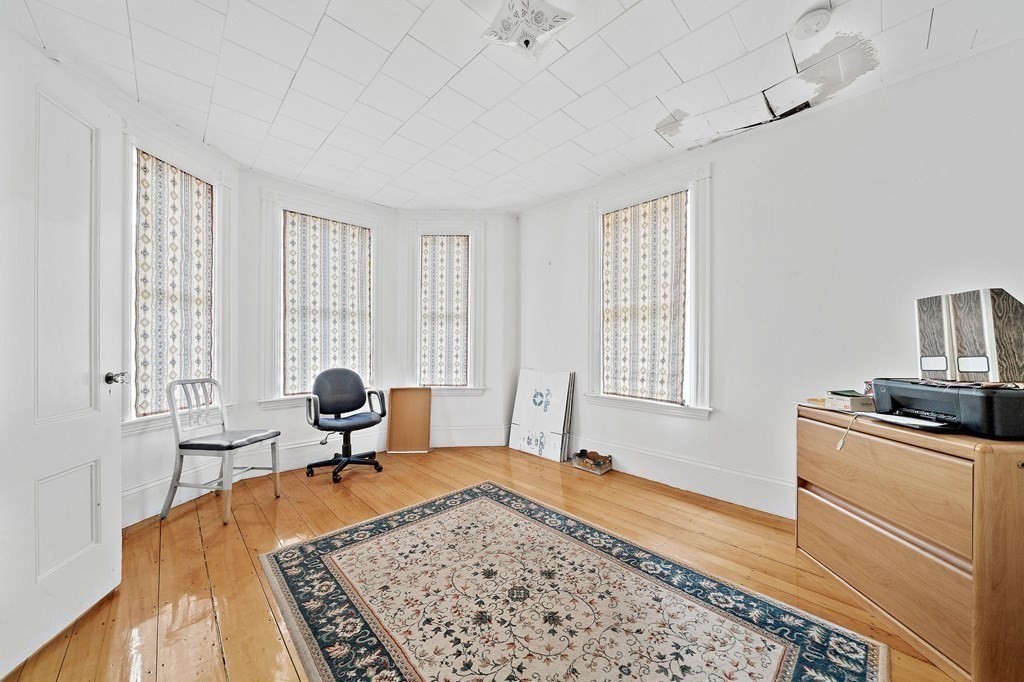 36 Meacham Road Somerville, MA 02144 - Photo 12 of 39 Gallery Image 12