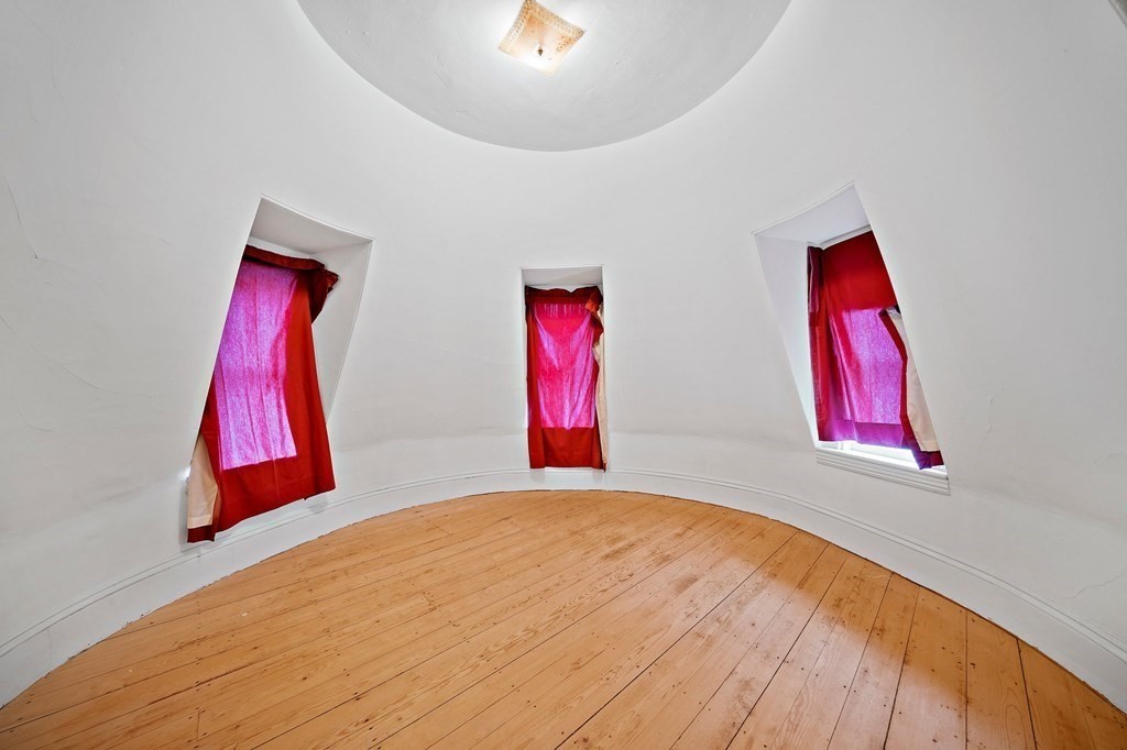 36 Meacham Road Somerville, MA 02144 - Photo 19 of 39 Gallery Image 19