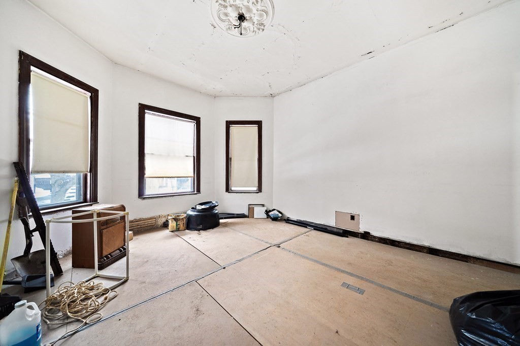 36 Meacham Road Somerville, MA 02144 - Photo 25 of 39 Gallery Image 25