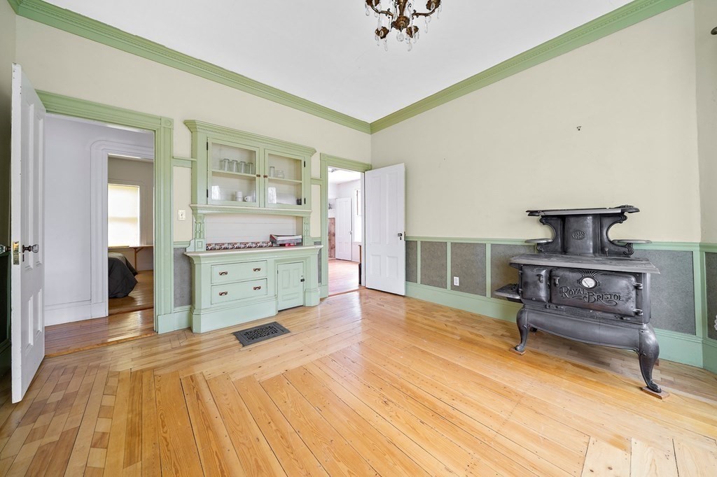 36 Meacham Road Somerville, MA 02144 - Photo 8 of 39 Gallery Image 8