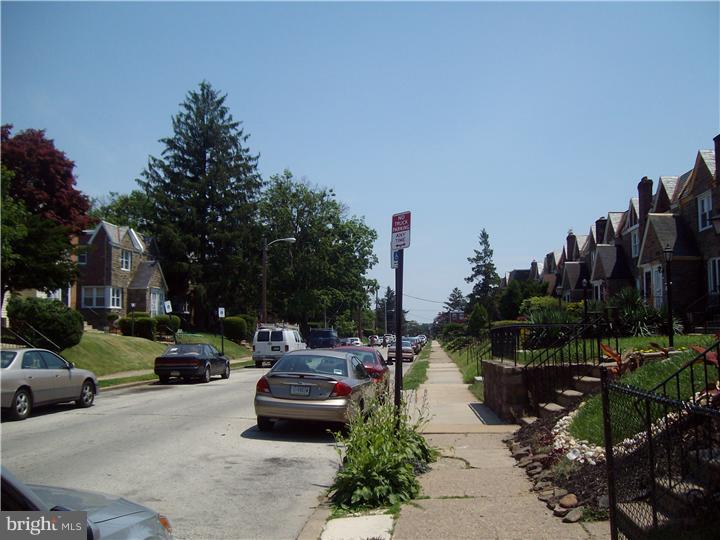 8272 Temple Road Philadelphia, PA 19150 - Photo 3 of 12 Gallery Image 3